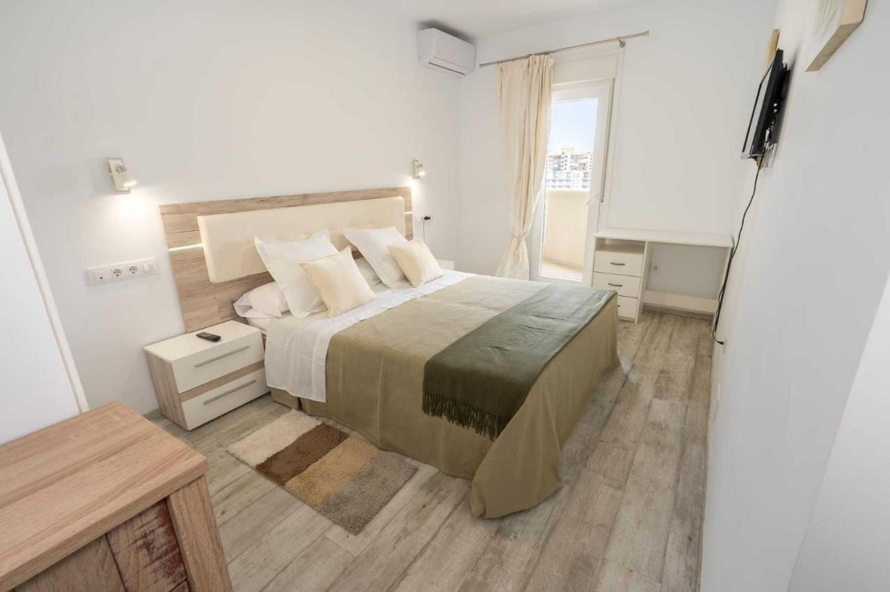 El Estudio De La Playa Benalbeach New 1Bd, Piscinas, Playa Y Vistas Al Mar Ref504 베날마데나코스타 외부 사진