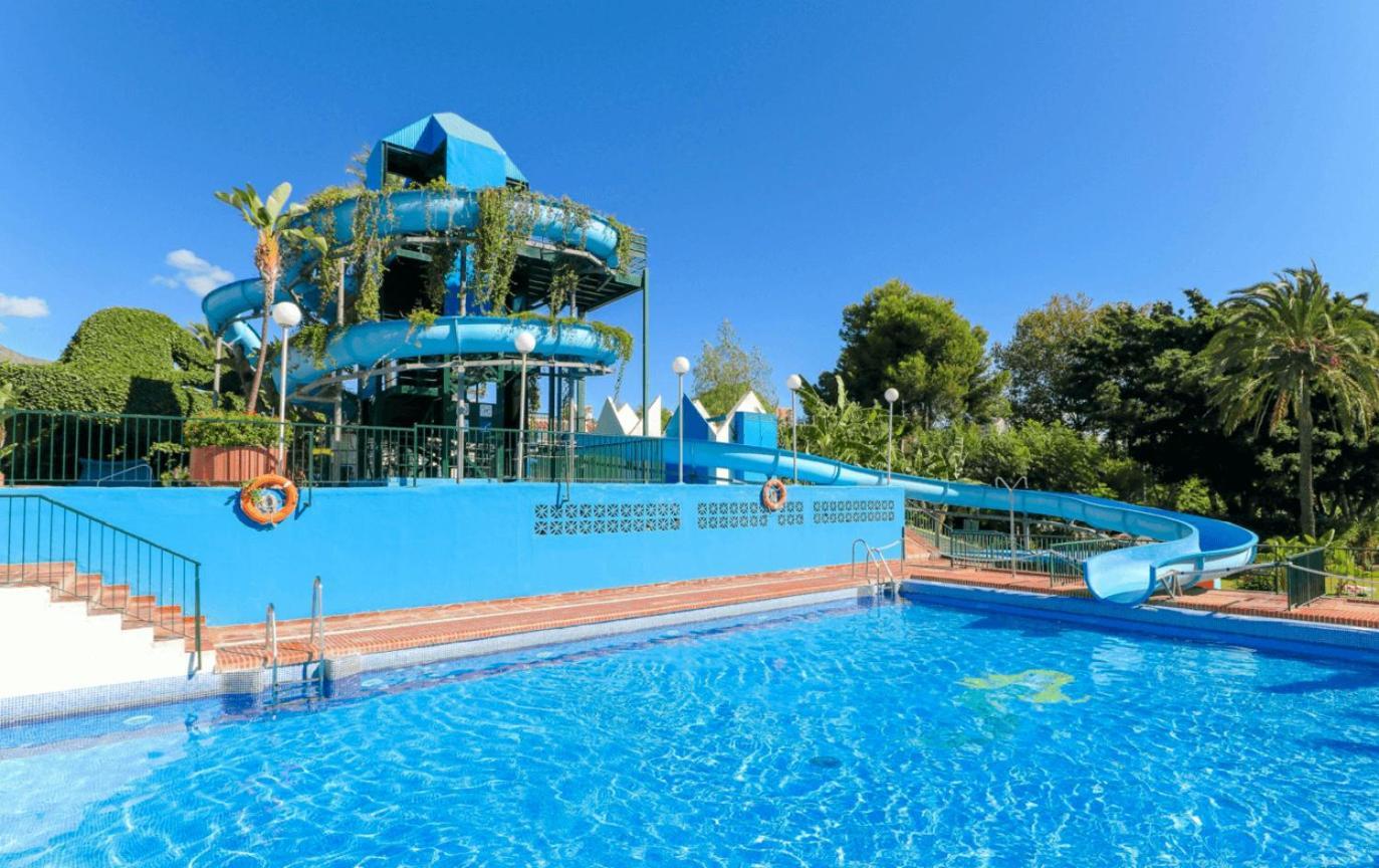 El Estudio De La Playa Benalbeach New 1Bd, Piscinas, Playa Y Vistas Al Mar Ref504 베날마데나코스타 외부 사진
